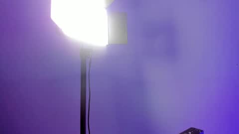 Snapshot of _agathaargent chatting on 02/22/25, 11:57 Agatha online show from 02/22/25, 11:57