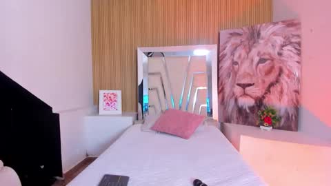 Snapshot of _agathaargent chatting on 02/19/26, 04:52 Agatha online show from 02/19/26, 04:52