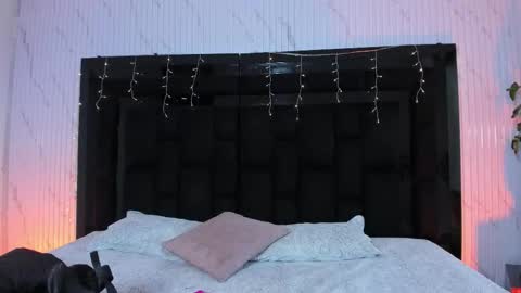 Snapshot of _agathaargent chatting on 02/21/26, 08:43 Agatha online show from 02/21/26, 08:43