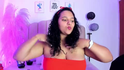 _aithanaa_ online show from 01/13/26, 06:57