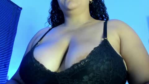 _aithanaa_ online show from 05/04/26, 07:21
