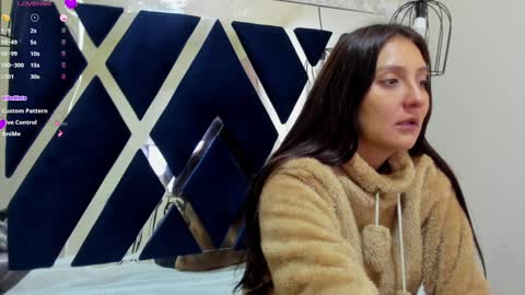  Alaia online show from 12/27/24, 12:01