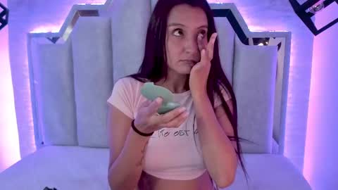  Alaia online show from 02/28/25, 12:09