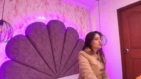  Alaia online show from 09/20/25, 11:55