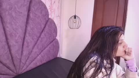  Alaia online show from 12/19/25, 11:50