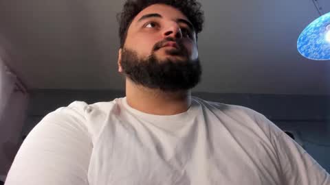 Snapshot of _alan_bear_ chatting on 01/30/25, 02:15 Alan online show from 01/30/25, 02:15