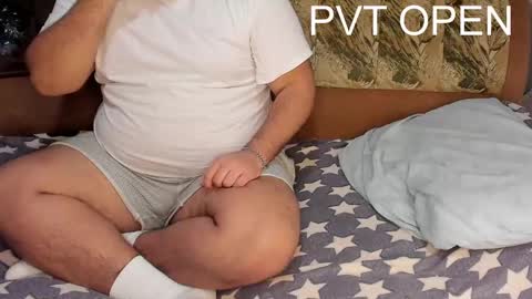 Snapshot of _alan_bear_ chatting on 02/22/25, 08:09 Alan online show from 02/22/25, 08:09