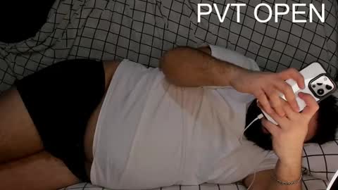 Snapshot of _alan_bear_ chatting on 03/03/25, 04:14 Alan online show from 03/03/25, 04:14