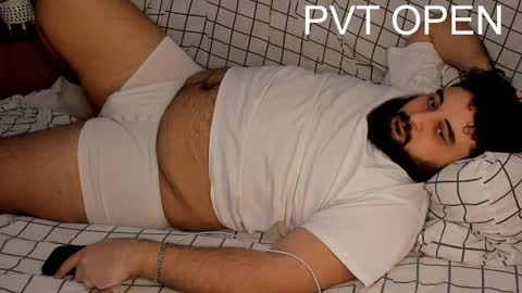 Snapshot of _alan_bear_ chatting on 03/05/25, 05:18 Alan online show from 03/05/25, 05:18