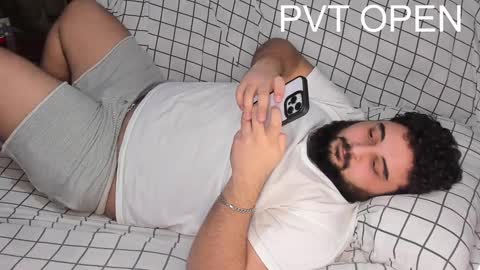 Snapshot of _alan_bear_ chatting on 03/06/25, 05:11 Alan online show from 03/06/25, 05:11