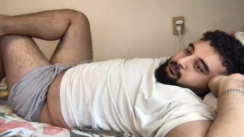 Snapshot of _alan_bear_ chatting on 09/10/25, 12:05 Alan online show from 09/10/25, 12:05