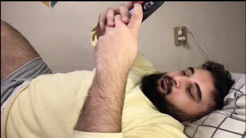 Snapshot of _alan_bear_ chatting on 09/30/25, 07:30 Alan online show from 09/30/25, 07:30