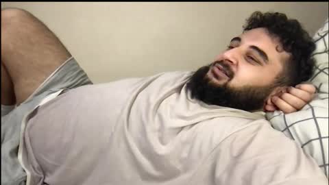 Snapshot of _alan_bear_ chatting on 10/04/25, 06:22 Alan online show from 10/04/25, 06:22