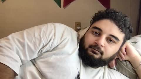 Snapshot of _alan_bear_ chatting on 10/16/25, 10:27 Alan online show from 10/16/25, 10:27