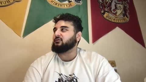 Snapshot of _alan_bear_ chatting on 10/16/25, 10:33 Alan online show from 10/16/25, 10:33