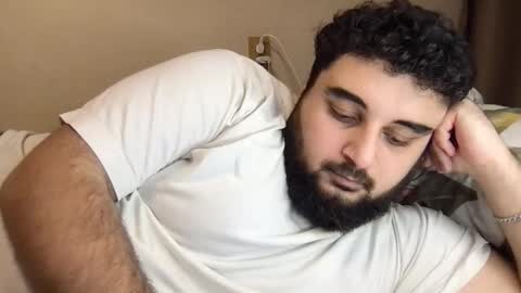 Snapshot of _alan_bear_ chatting on 10/18/25, 04:30 Alan online show from 10/18/25, 04:30