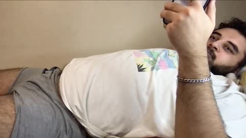 Snapshot of _alan_bear_ chatting on 10/25/25, 10:01 Alan online show from 10/25/25, 10:01