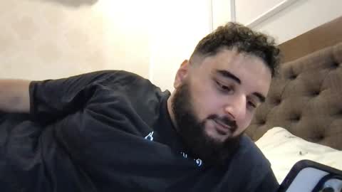 Snapshot of _alan_bear_ chatting on 04/04/26, 08:12 Alan online show from 04/04/26, 08:12