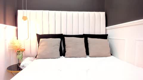 _aleja_foxx_ online show from 11/18/25, 06:01