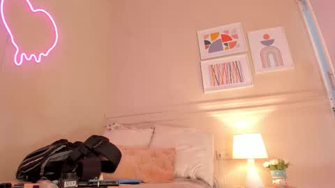 _aleja_x online show from 10/08/25, 11:30