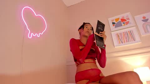 _aleja_x online show from 10/13/25, 11:43