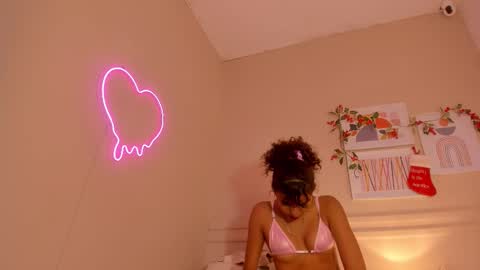 _aleja_x online show from 12/20/25, 03:19