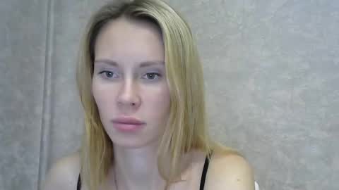 _alex1819 online show from 11/12/25, 07:53