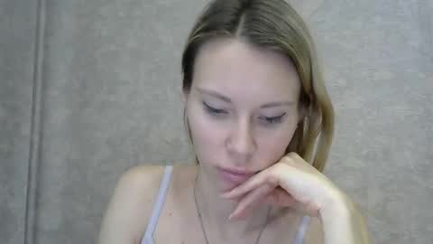 _alex1819 online show from 02/26/26, 07:40