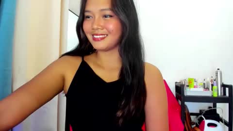 Snapshot of _alexa14 chatting on 10/25/25, 06:43 Alexa14 online show from 10/25/25, 06:43