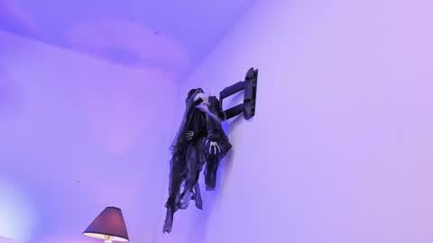 Alexander online show from 11/04/25, 04:28