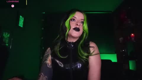 Snapshot of _alice_d chatting on 11/09/25, 08:07 Miss Alice My internet sucks these days see you soon online show from 11/09/25, 08:07