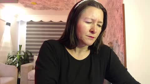 _alice_horny_ online show from 09/23/25, 07:39