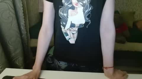  AliceCullen  online show from 11/18/25, 03:05