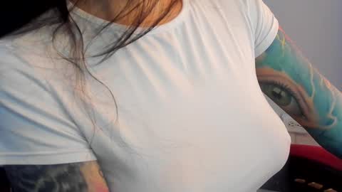  Alice  online show from 12/30/24, 10:01