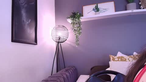  Alice  online show from 02/04/25, 07:44