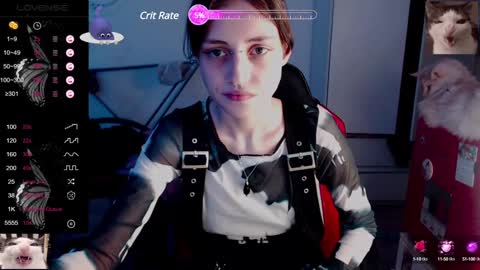 Snapshot of _alisa_in_wonderland chatting on 01/17/25, 01:15 Charlotte and Alex online show from 01/17/25, 01:15