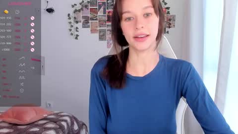 Snapshot of _alissaa_ chatting on 10/01/25, 02:12 Alice online show from 10/01/25, 02:12