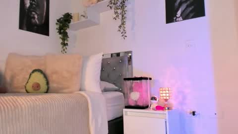 Karo online show from 09/15/25, 08:42