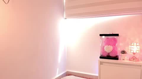 Snapshot of _alissonrose chatting on 03/03/26, 07:31 Karo online show from 03/03/26, 07:31