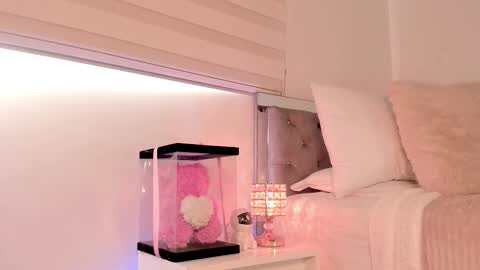 Snapshot of _alissonrose chatting on 03/13/26, 08:48 Karo online show from 03/13/26, 08:48