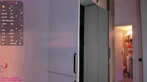 Snapshot of _alleyesonme chatting on 02/08/25, 09:46 Mia online show from 02/08/25, 09:46