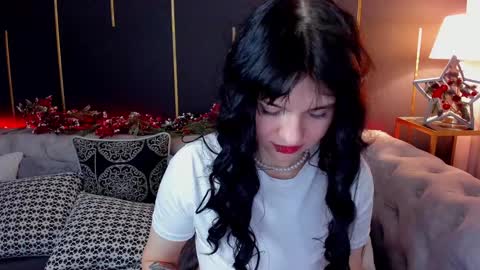 Snapshot of _allisson__ chatting on 12/23/24, 07:38 Alison online show from 12/23/24, 07:38