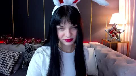Snapshot of _allisson__ chatting on 12/25/24, 01:20 Alison online show from 12/25/24, 01:20