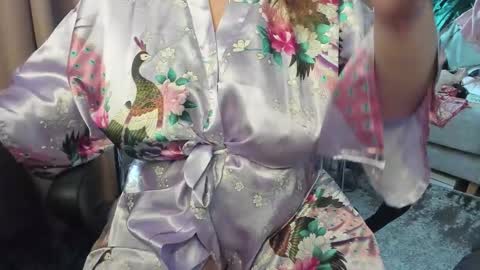 lisa online show from 11/29/25, 10:51