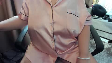 lisa online show from 03/14/26, 10:42