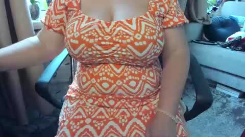 lisa online show from 06/21/26, 11:46