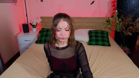_amelia_shine_ online show from 10/16/25, 11:00