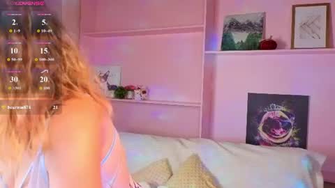 Snapshot of _amymoore chatting on 07/18/26, 01:43 _amymoore online show from 07/18/26, 01:43