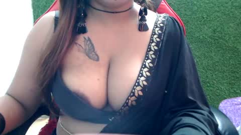 Snapshot of _ananya_9 chatting on 06/22/26, 09:39 Ananya online show from 06/22/26, 09:39