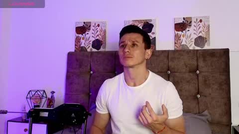 _andrewfalcon2 online show from 11/03/25, 06:42